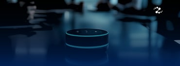 ¿Tu Alexa te espía en el trabajo? Riesgos reales de asistentes inteligentes en reuniones corporativas